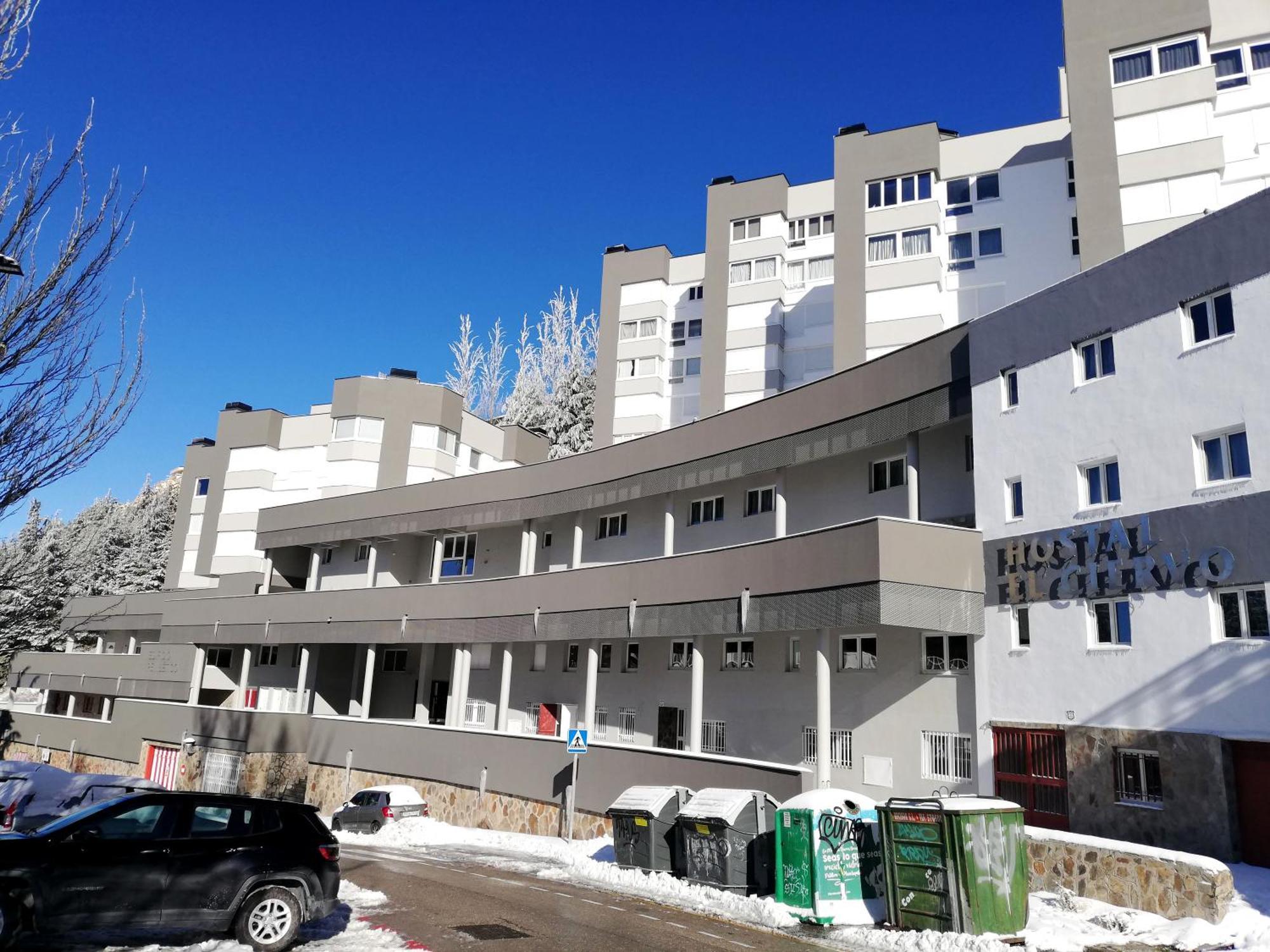 Apartamentos Penibetico Con Parking Y Wifi By Surynieve Sierra Nevada Eksteriør bilde